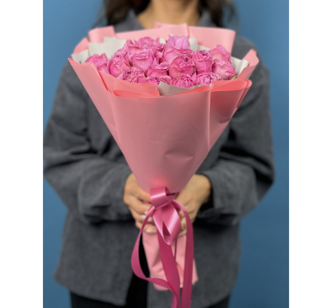 9 малинових кущових півоноподібних троянд Мисти баблс