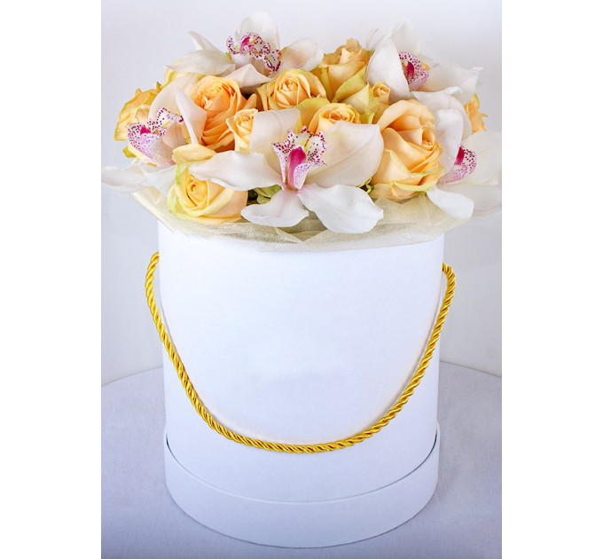 Троянди та орхідеї