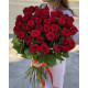 45 червоних троянд