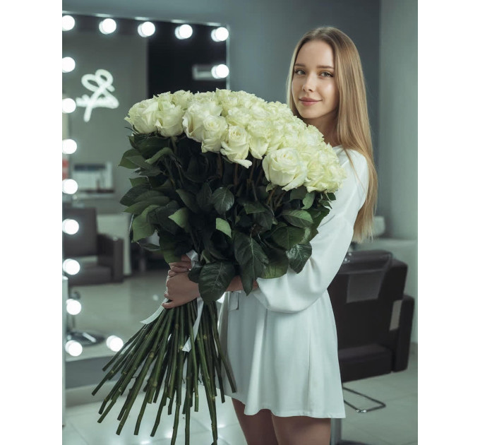 75 метрових імпортних білих троянд