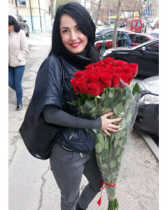 Букет з 15 метрових червоних троянд