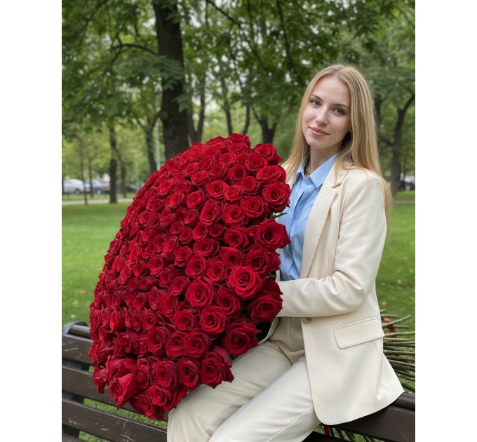 Букет з 201 метрової червоної  троянди