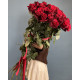 Букет з 35 метрових червоних троянд