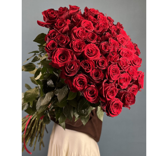 Букет з 51 метрової червоної троянди
