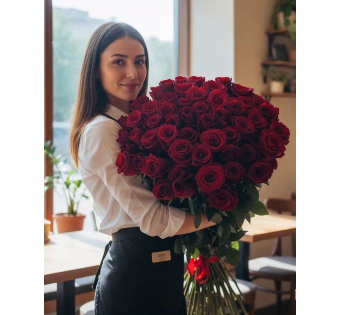 Букет з 51 метрової червоної троянди