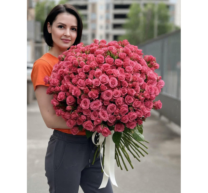 101 рожева троянда Леді Бомбастік