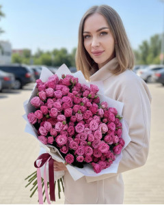 25 рожевих троянд Леді Бомбастік