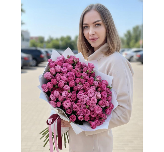 25 рожевих троянд Леді Бомбастік